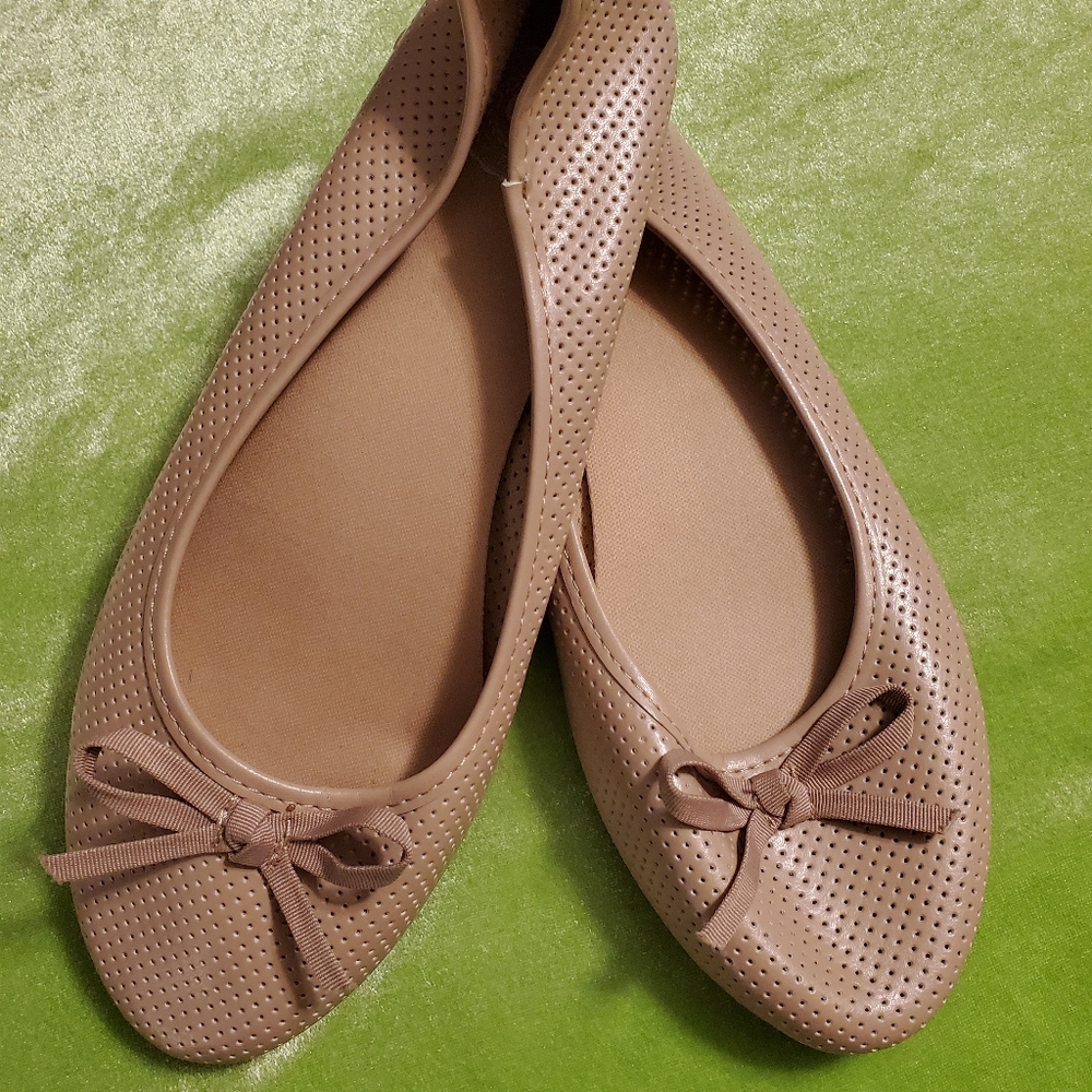 SO Ballet Flats